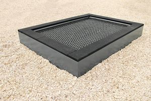 Special installation frame for trampoline