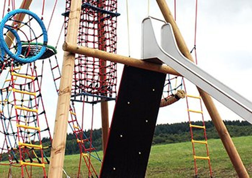 “Black Forest” Bird’s Nest Tower