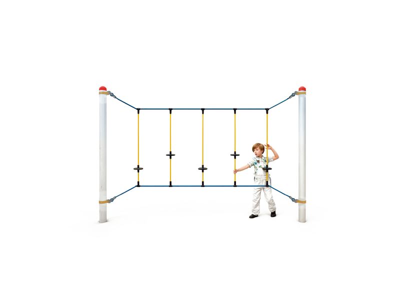 Climbing play – small disks for steel posts