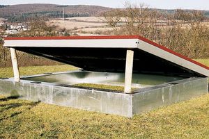 Dig-in frame for permanently installed trampolines