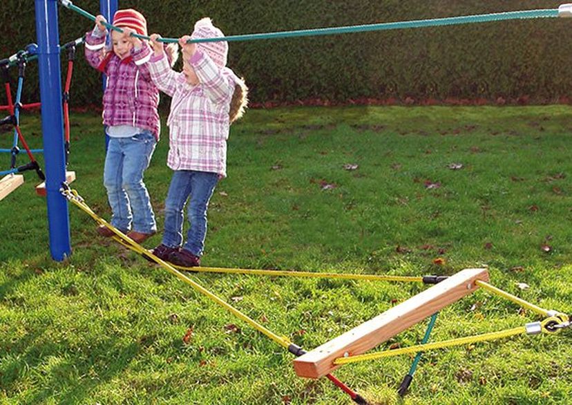 Balancing rope, for robinia posts