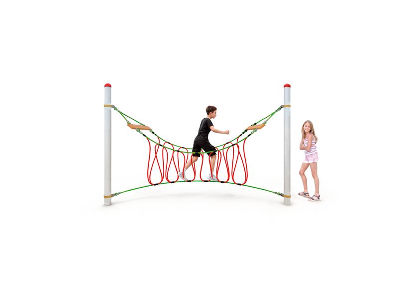 Climbing play – loop bridge for steel posts