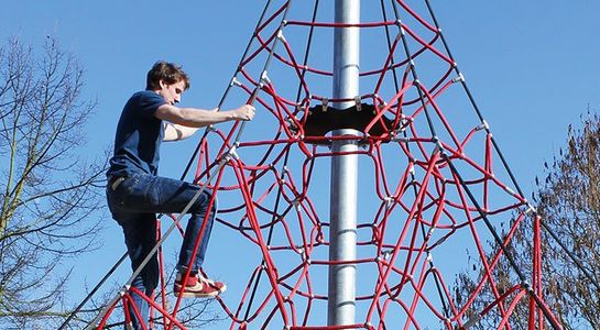 SPIDER 6 rope pyramid