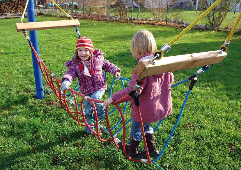 Climbing play - loop bridge, for robinia posts