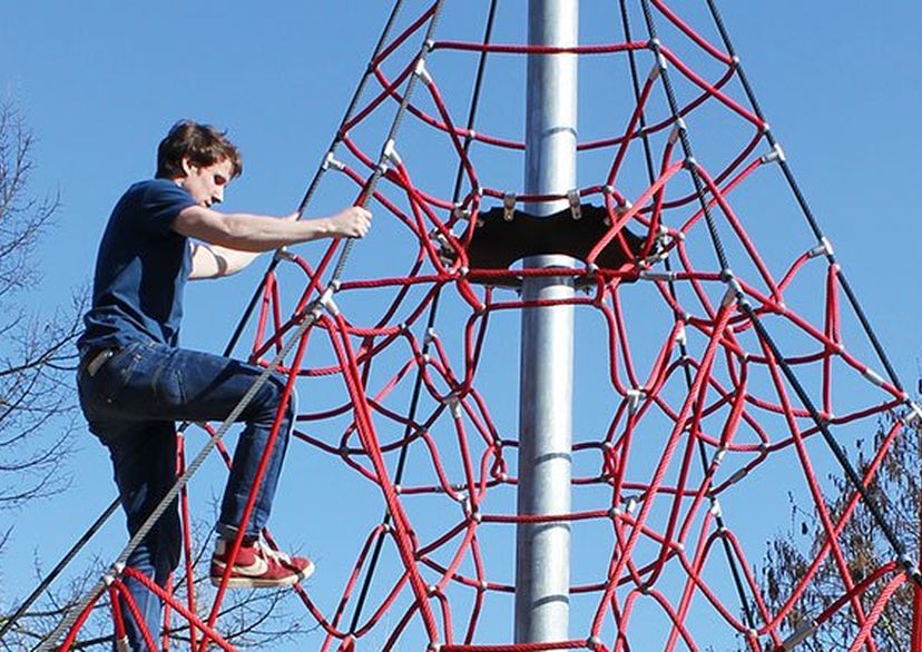 SPIDER 6 rope pyramid