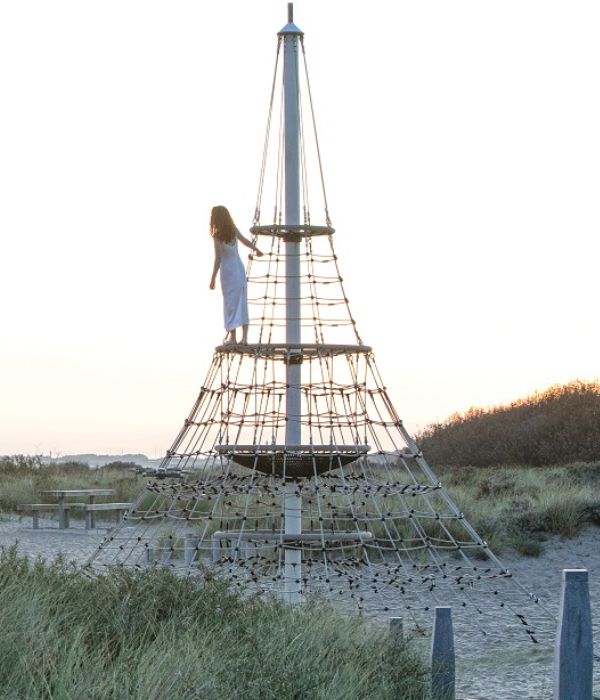 Rope Net Pyramid